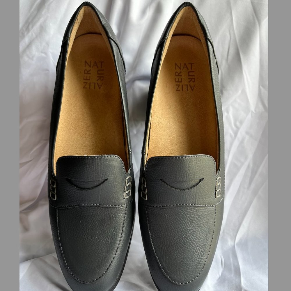 Naturalizer Hilly Loafer Pumps 9W